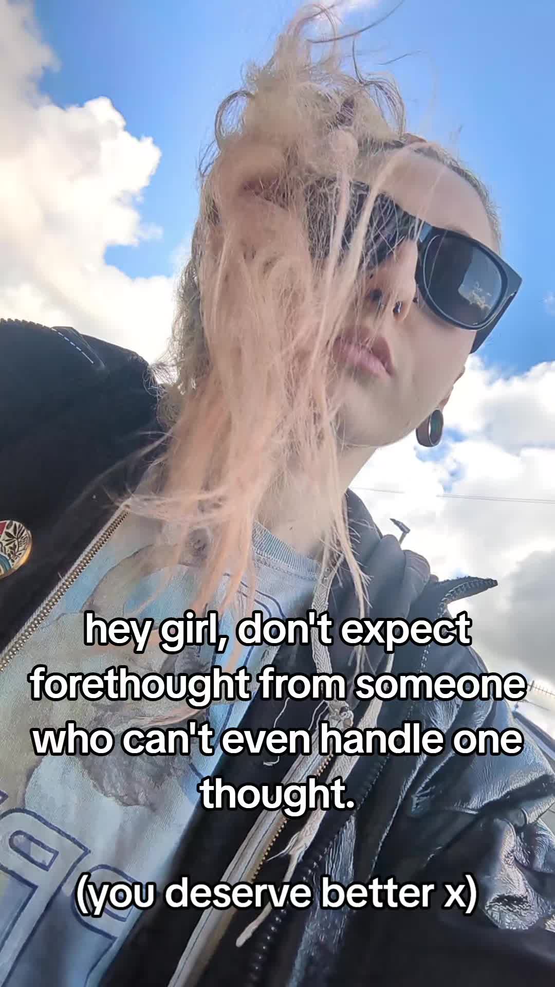 @tara-toenail