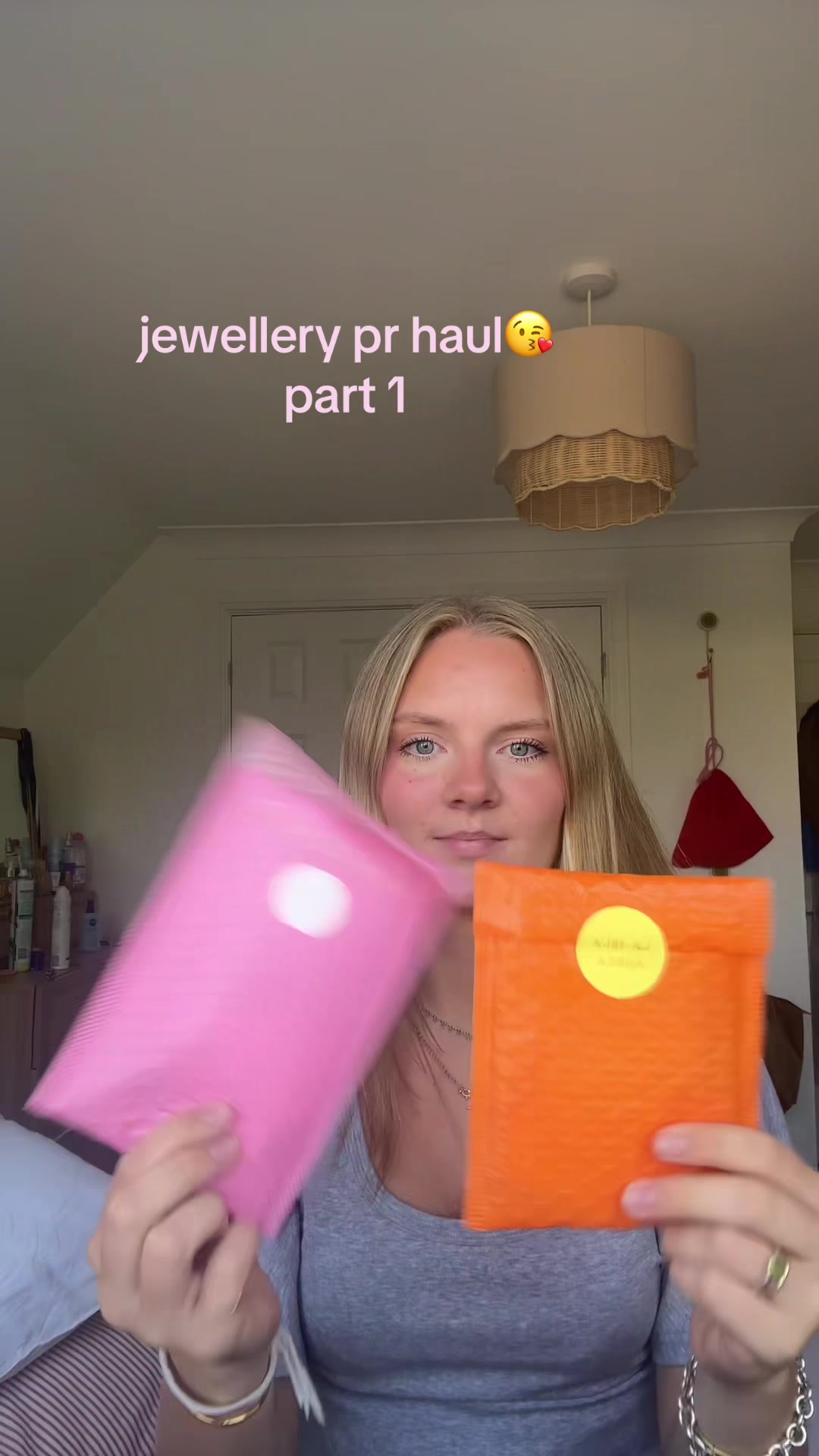@hollymacespam
