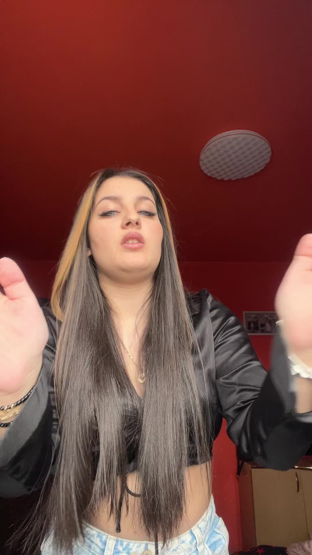 @Ramona2