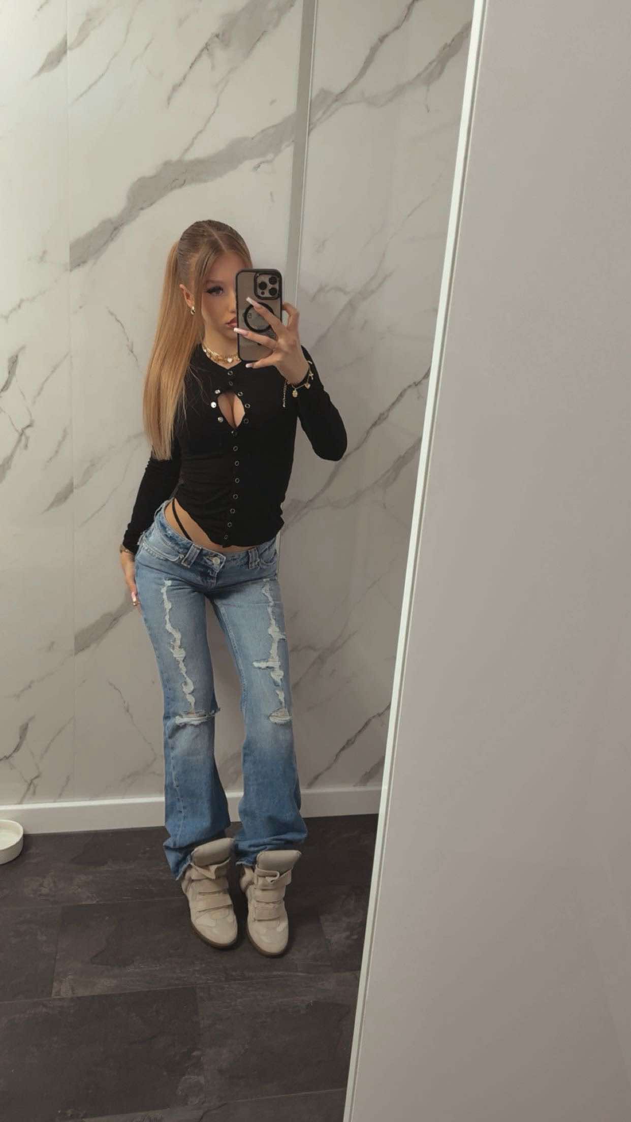 @_jessica.aa_