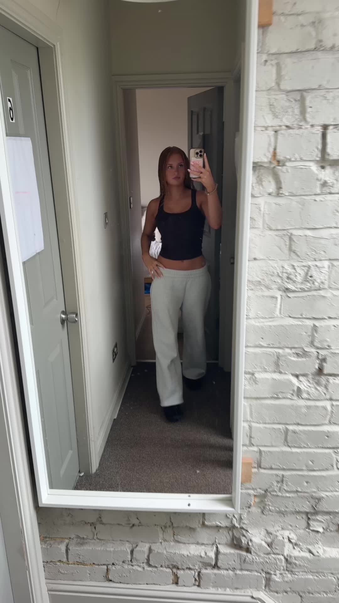 @PoppyWybrow
