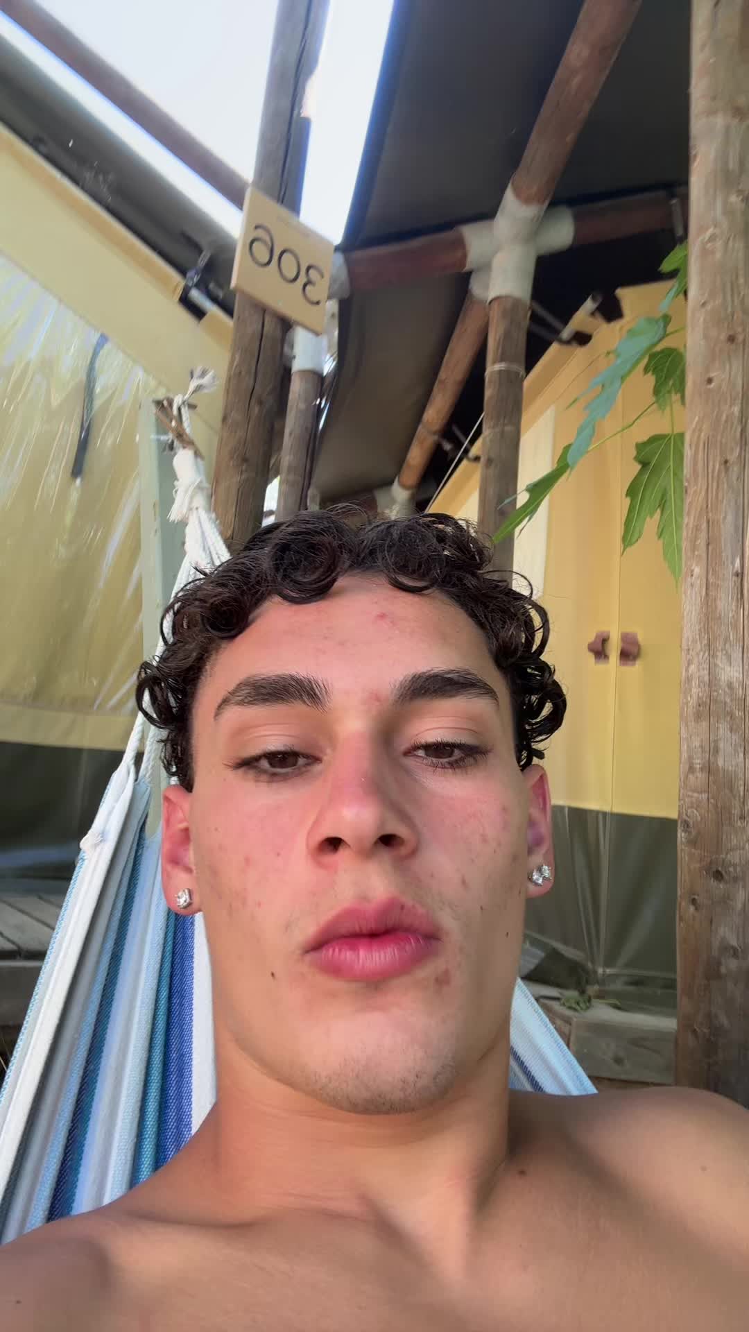 @JayJay