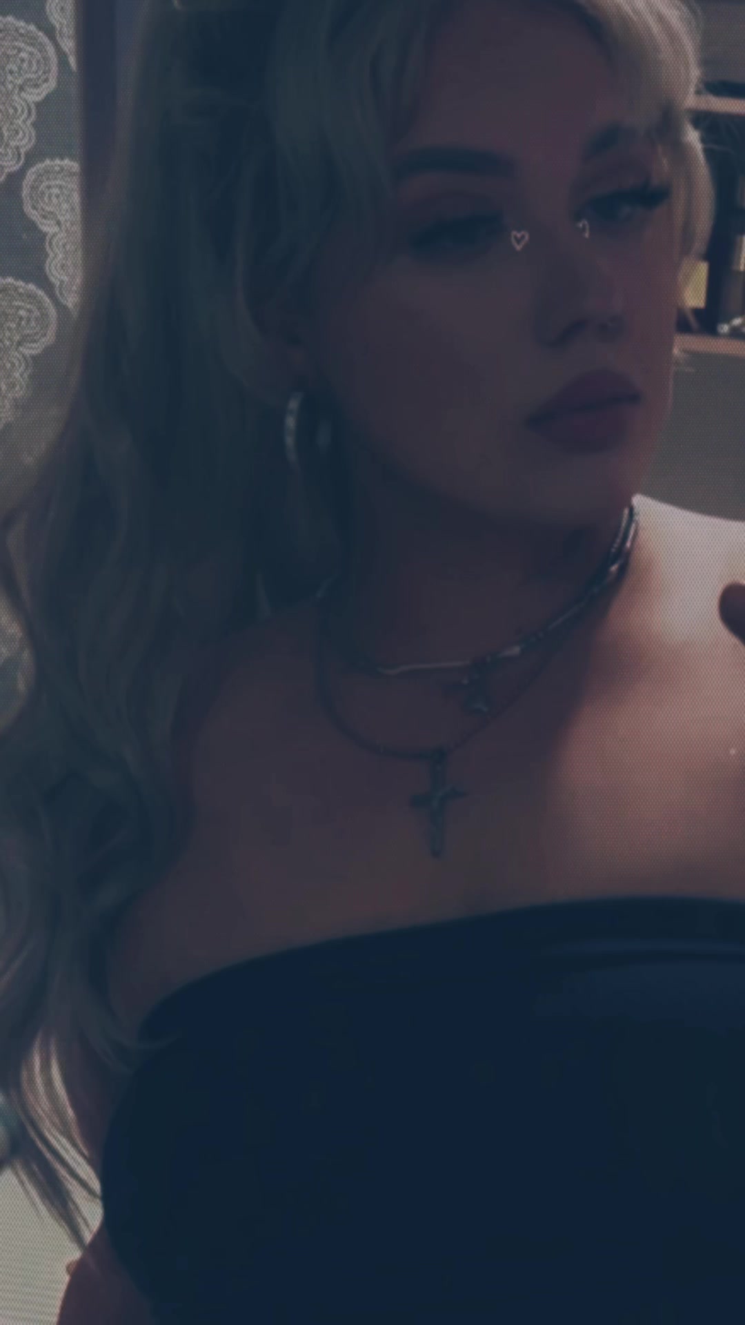 @chloeleighdevine