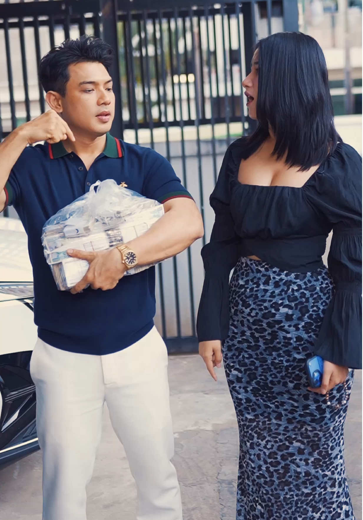 @LinAungKhit