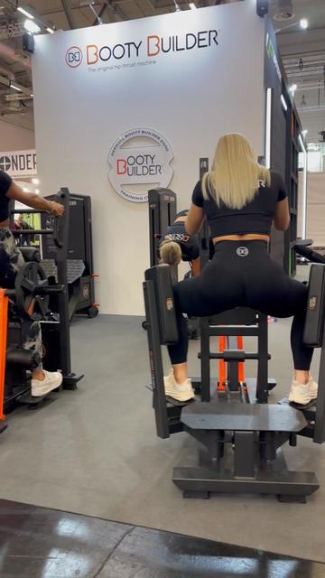 @Booty Builder