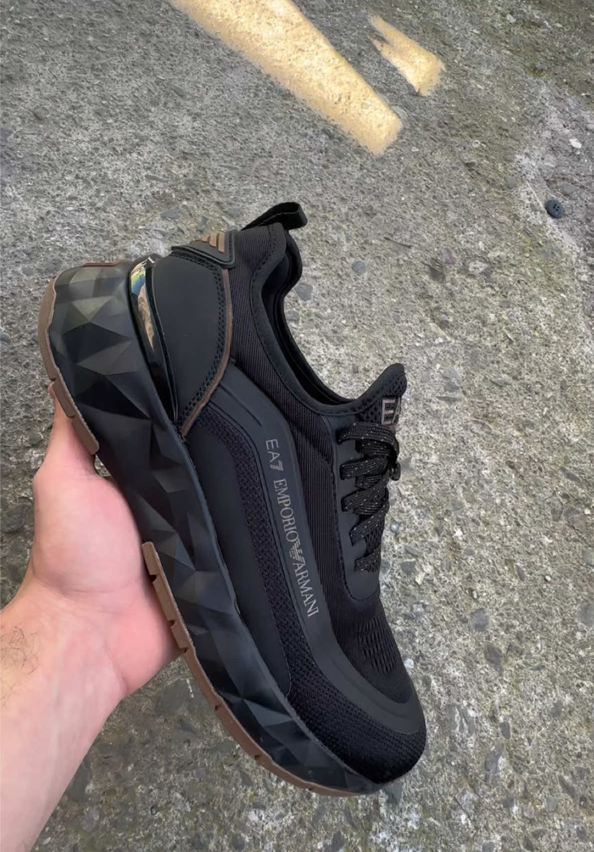 @erkicks.al
