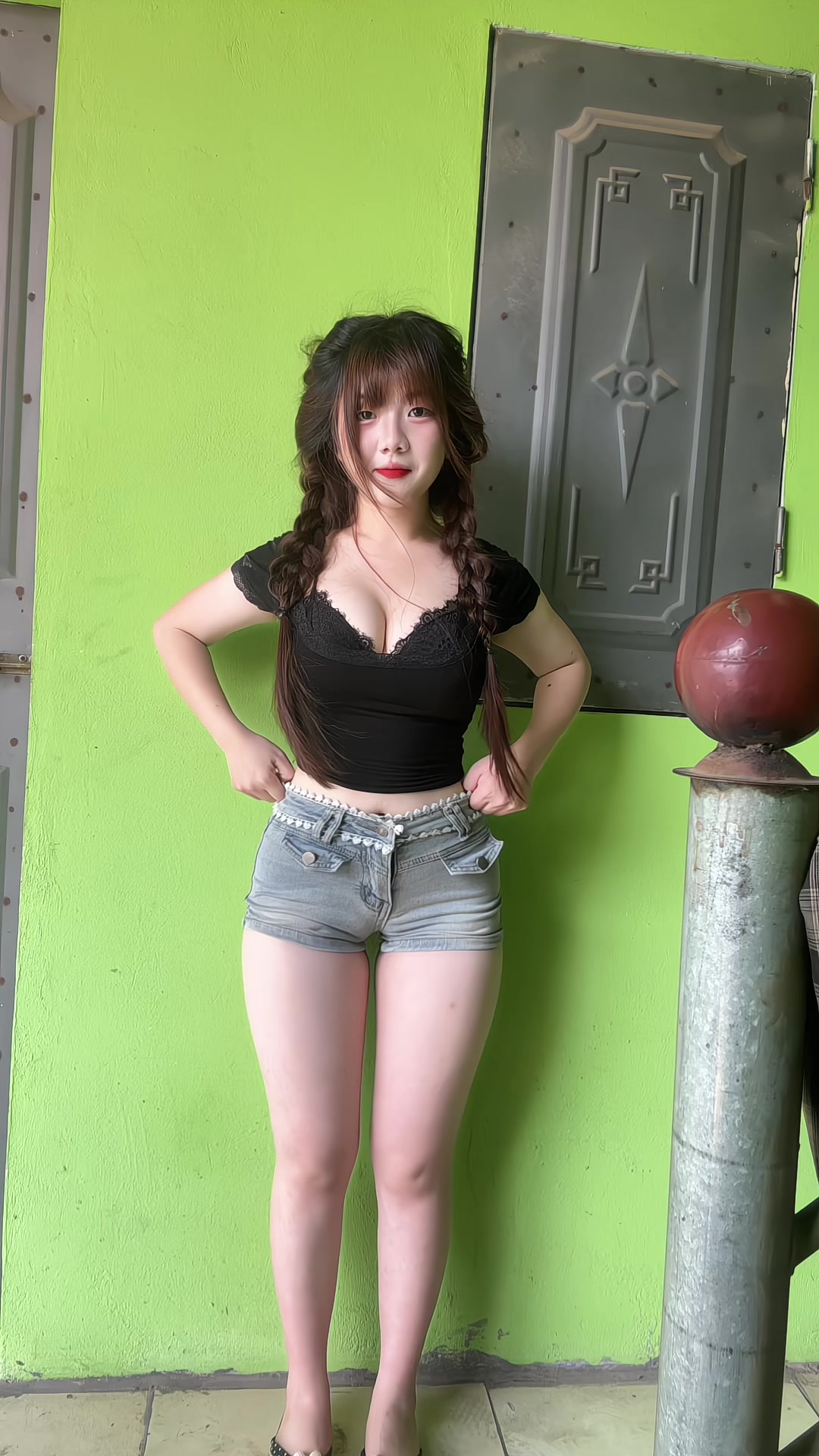 @L&ograve; thị thoa