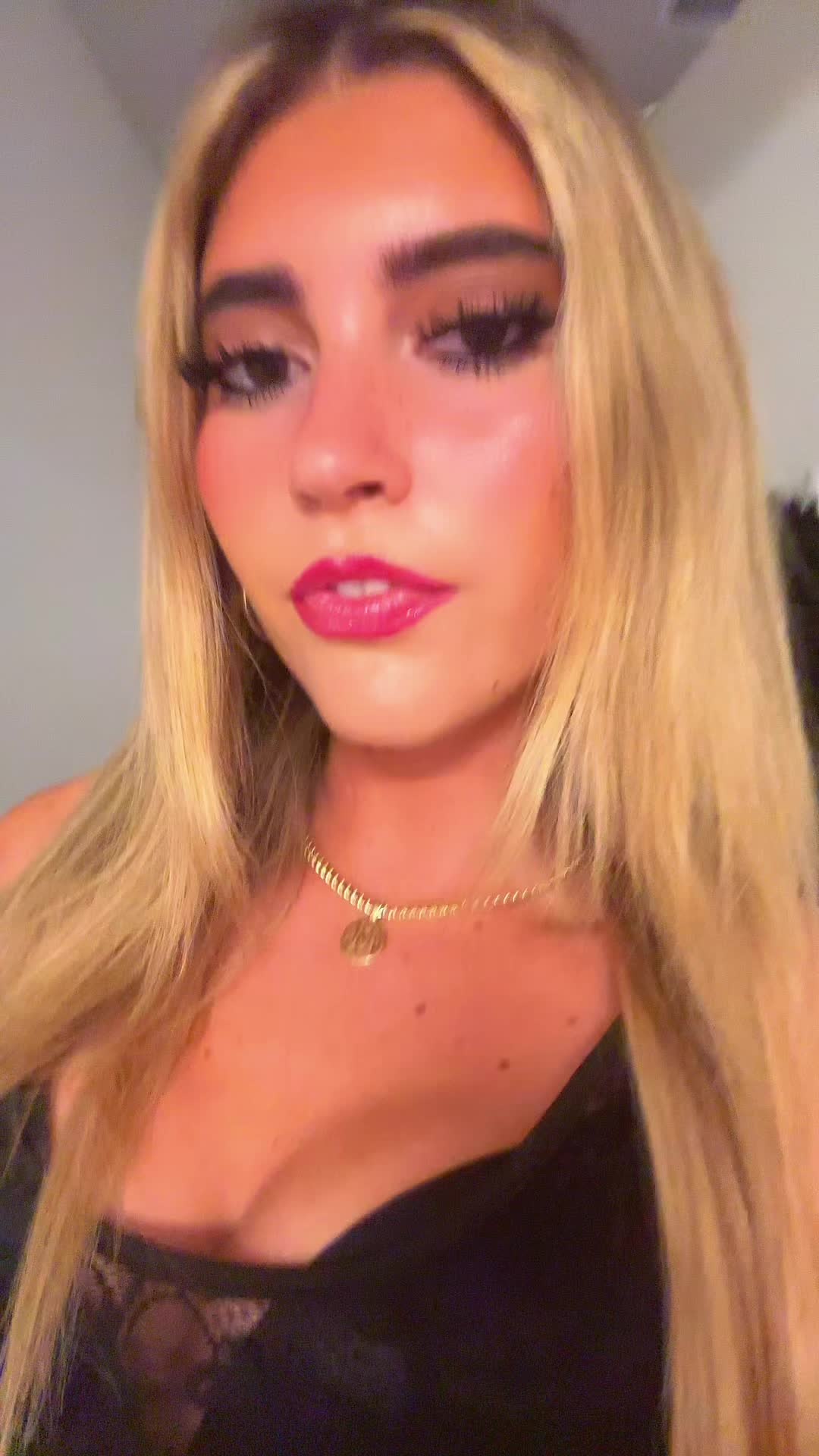 @malloryselzerrr