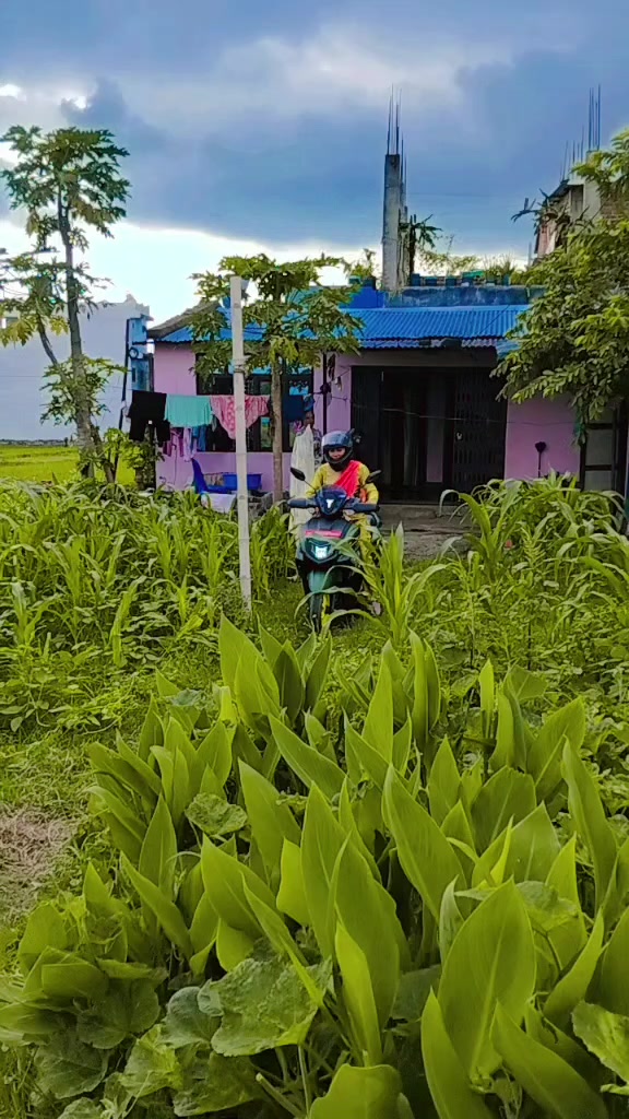 @puja gahatraj 😍3