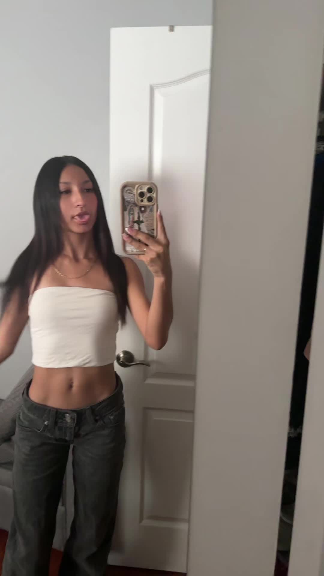 @user692560110