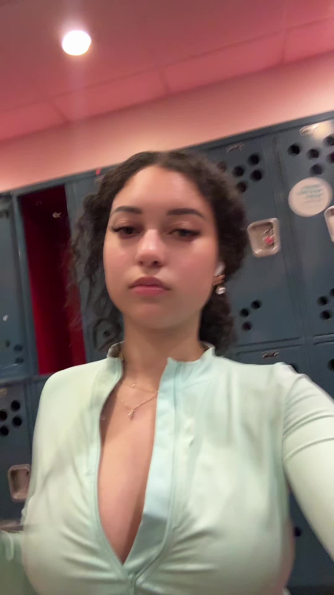 @sophia