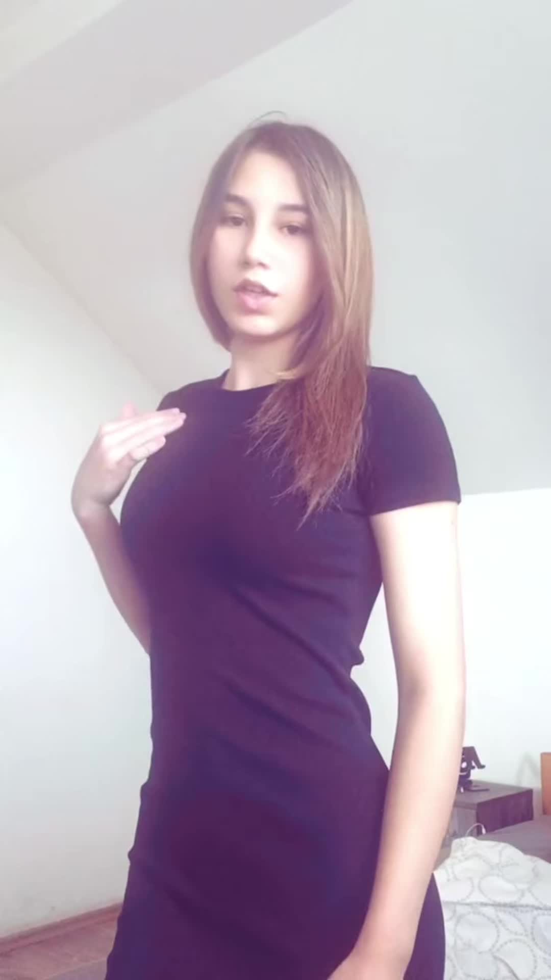 @😅prikezsia🤭