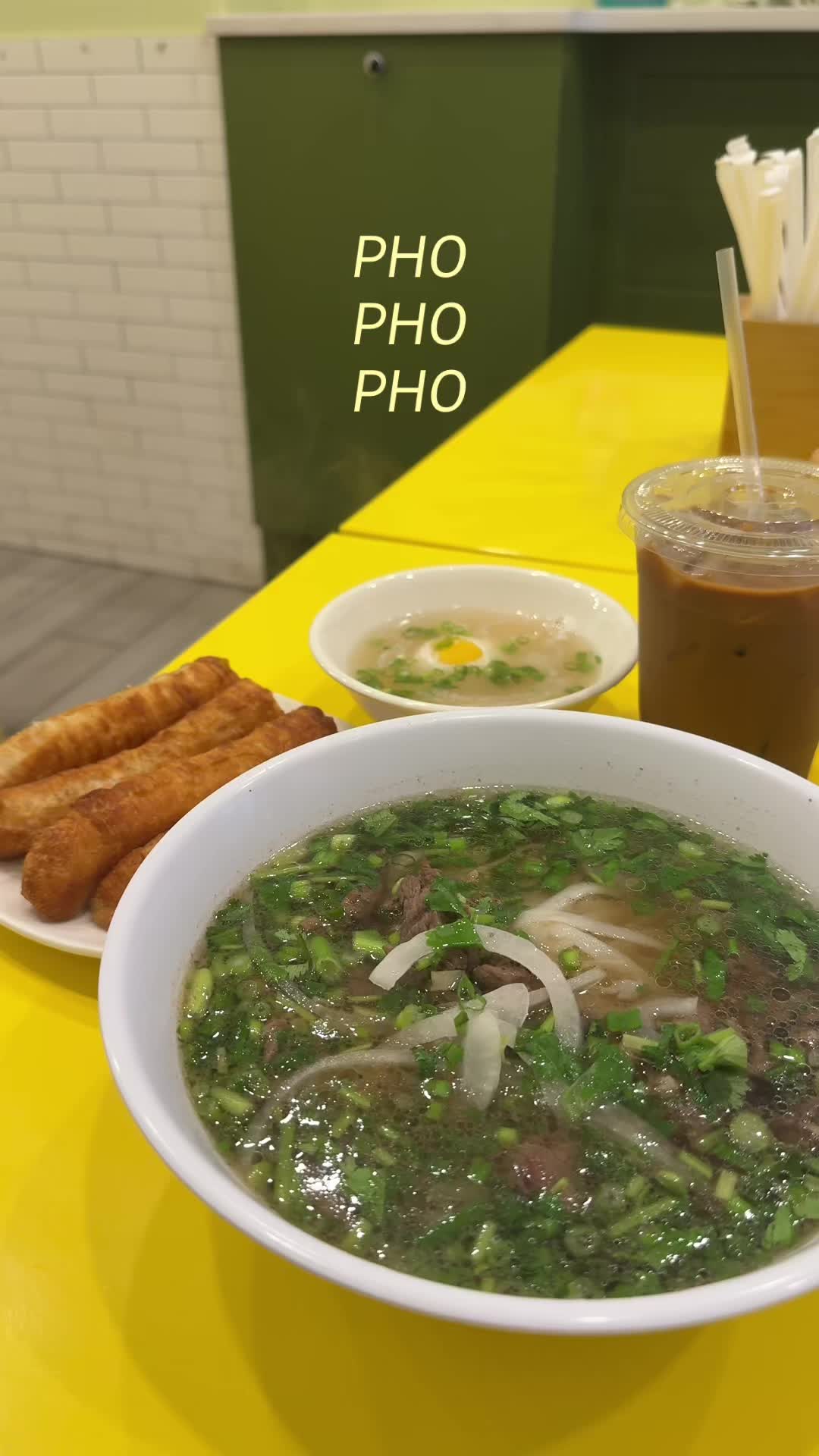 @Lea is eating NYC 🥟 bao_buddy