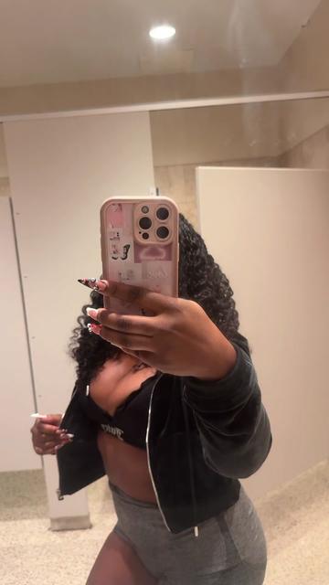 @Ashley69