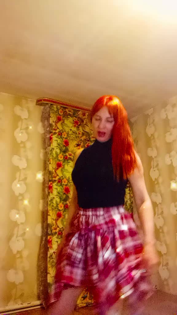 @Роковая Таня ✅💛💚💜