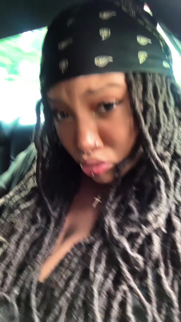 @Niya Lineberger wilson