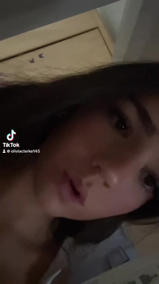 @oliviaclarke135