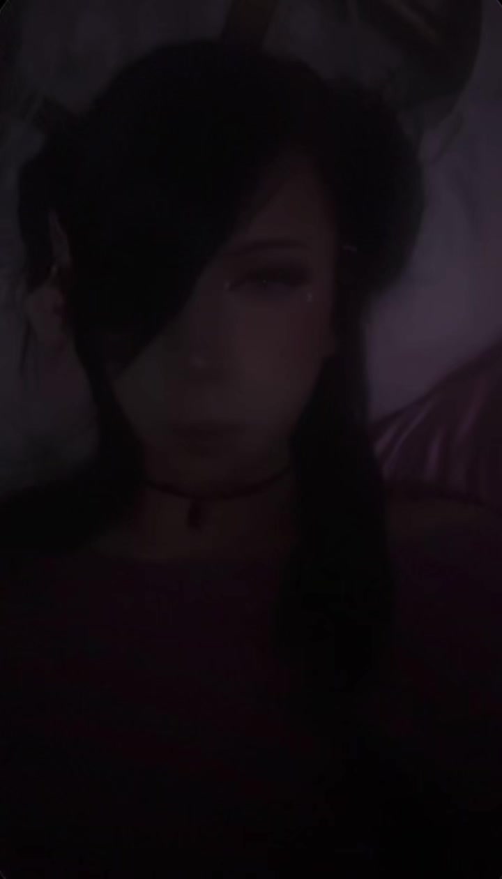 @Kissingyourlies