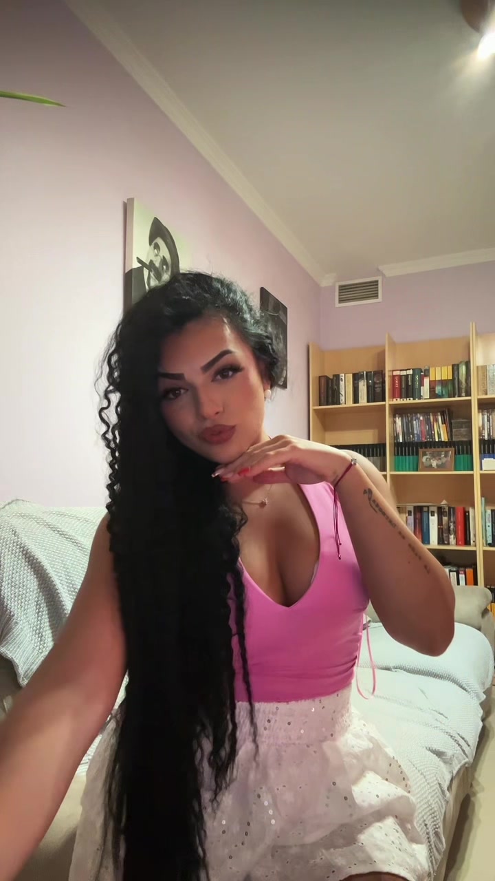@𝐀𝐢𝐧𝐡𝐨𝐚 𝐋𝐥𝐚𝐦𝐚𝐬