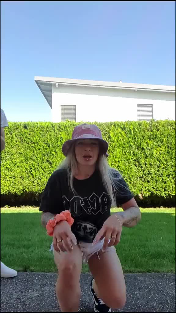 @_Natalie_