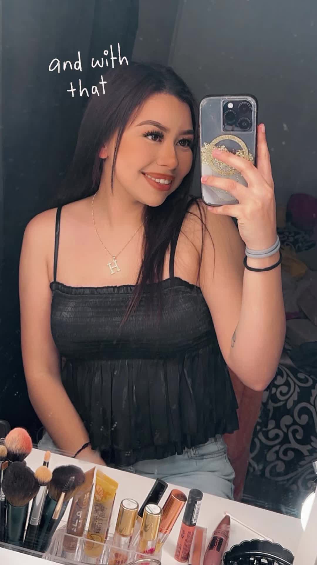 @Uvania23