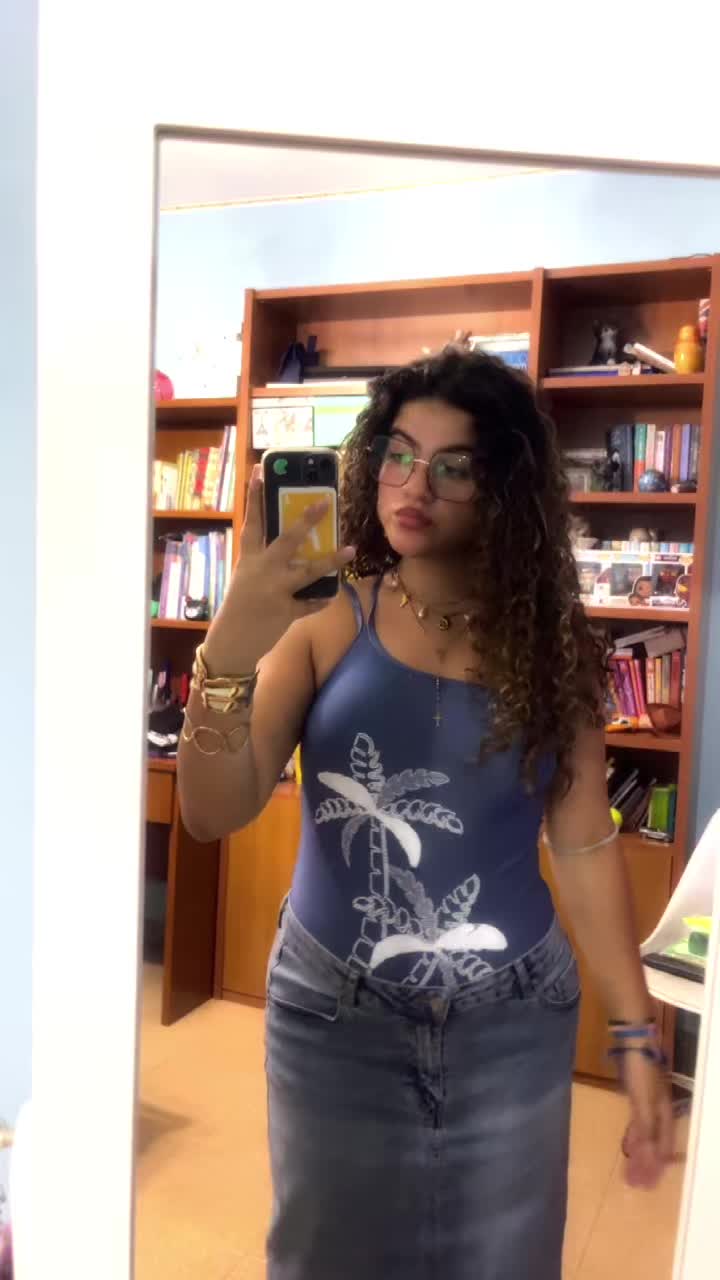 @azzurrad_