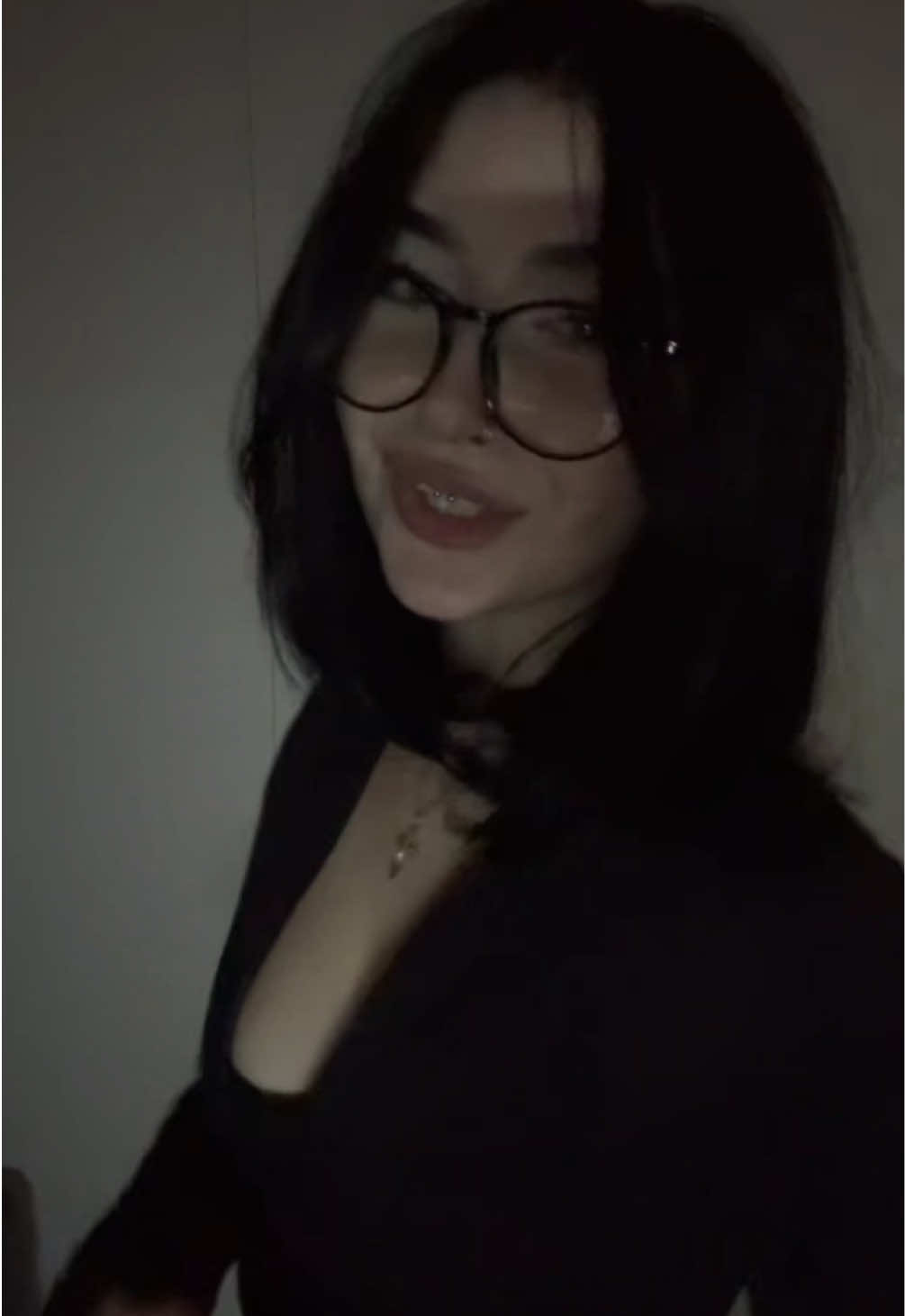@анютка