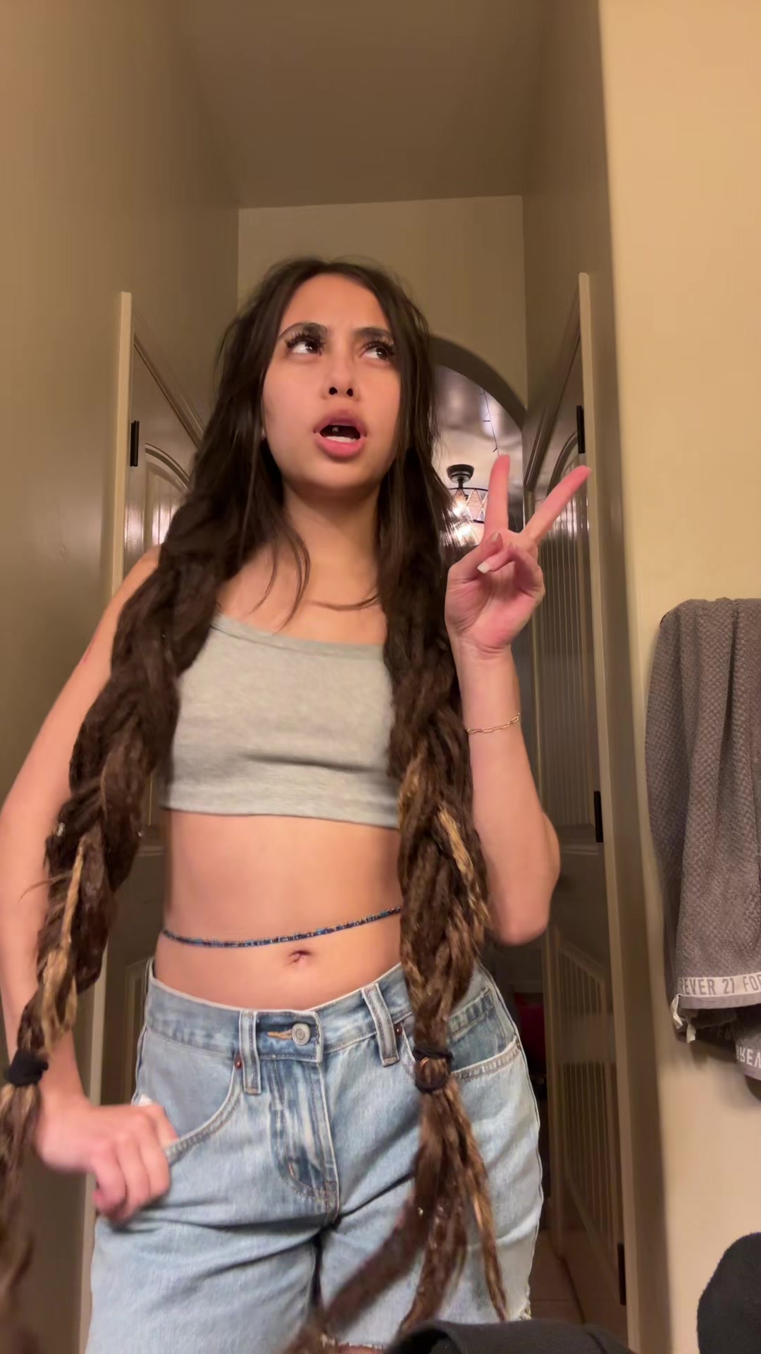 @Luckyfrogprincess711