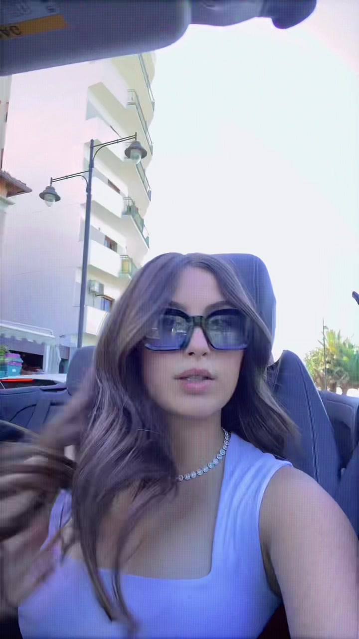 @_auroratragni_