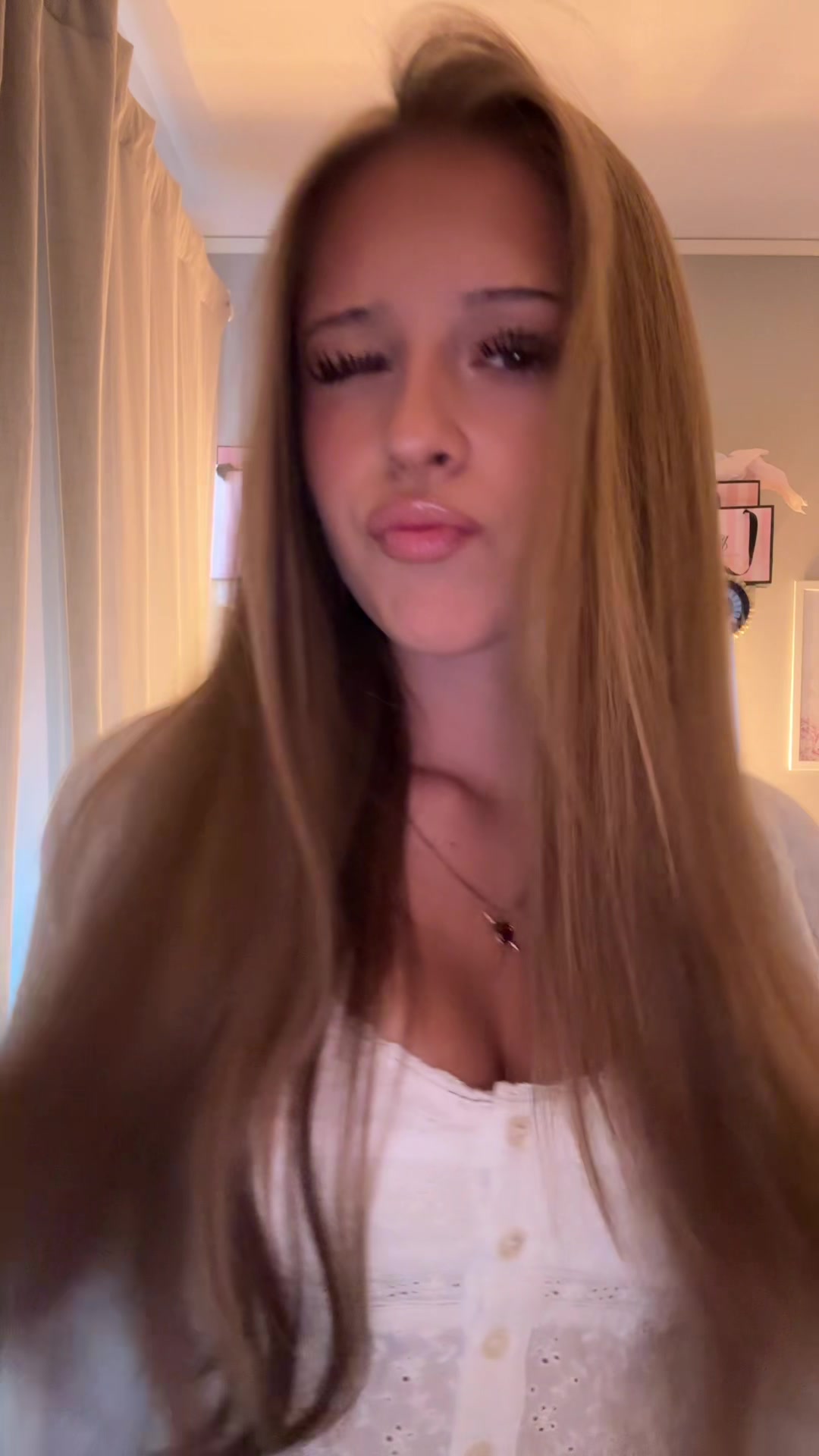 @𝒇𝒆𝒍𝒊𝒄𝒊𝒂