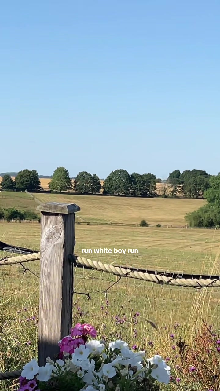@peepoo