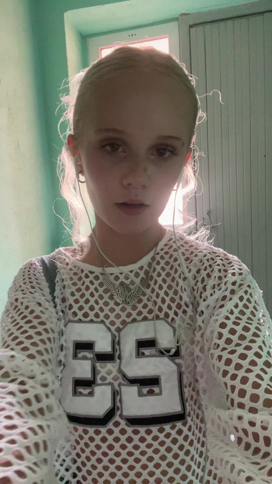 @mavrii