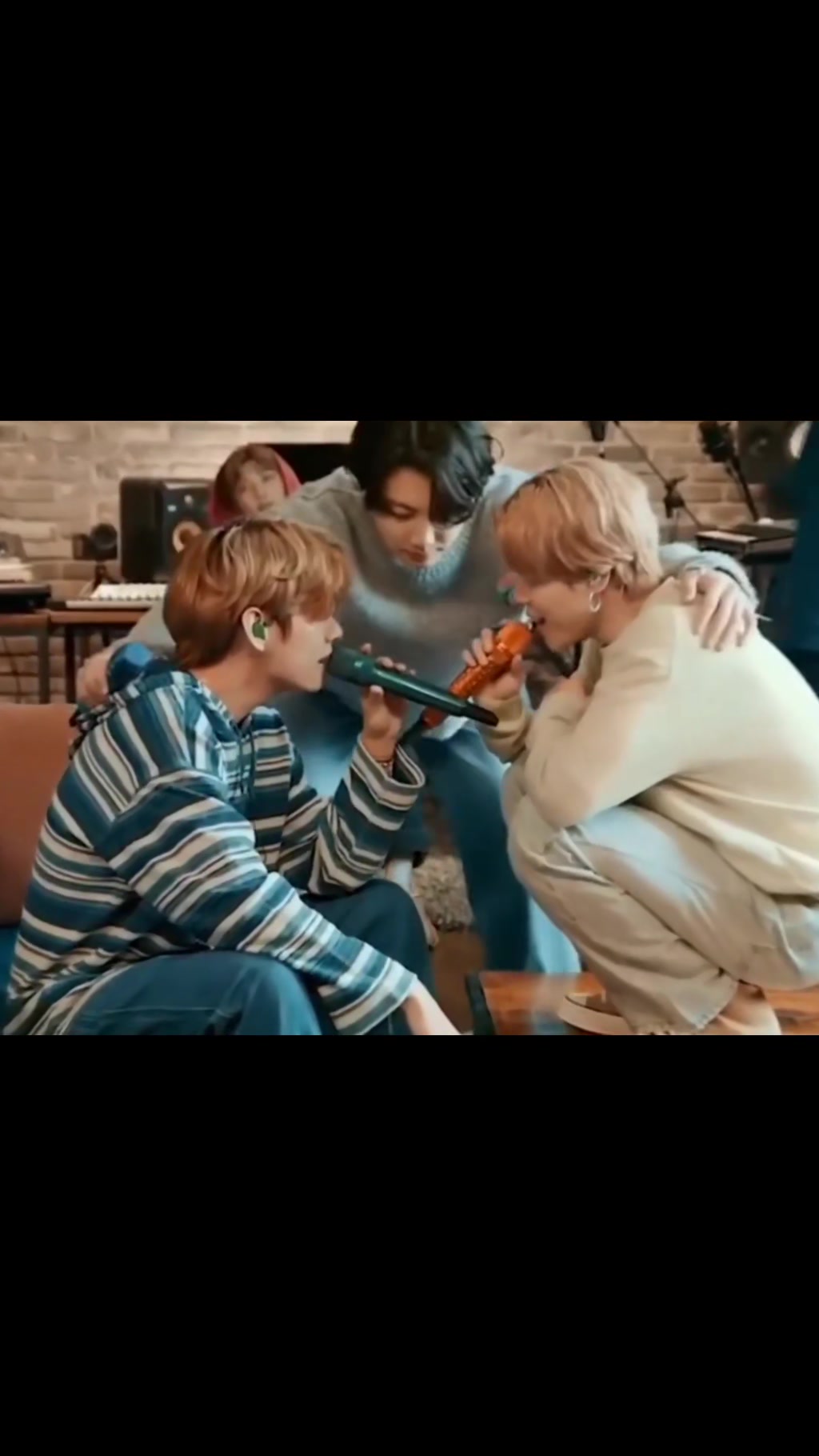 @💜ᗷTS⟭⟬💜 ARMY