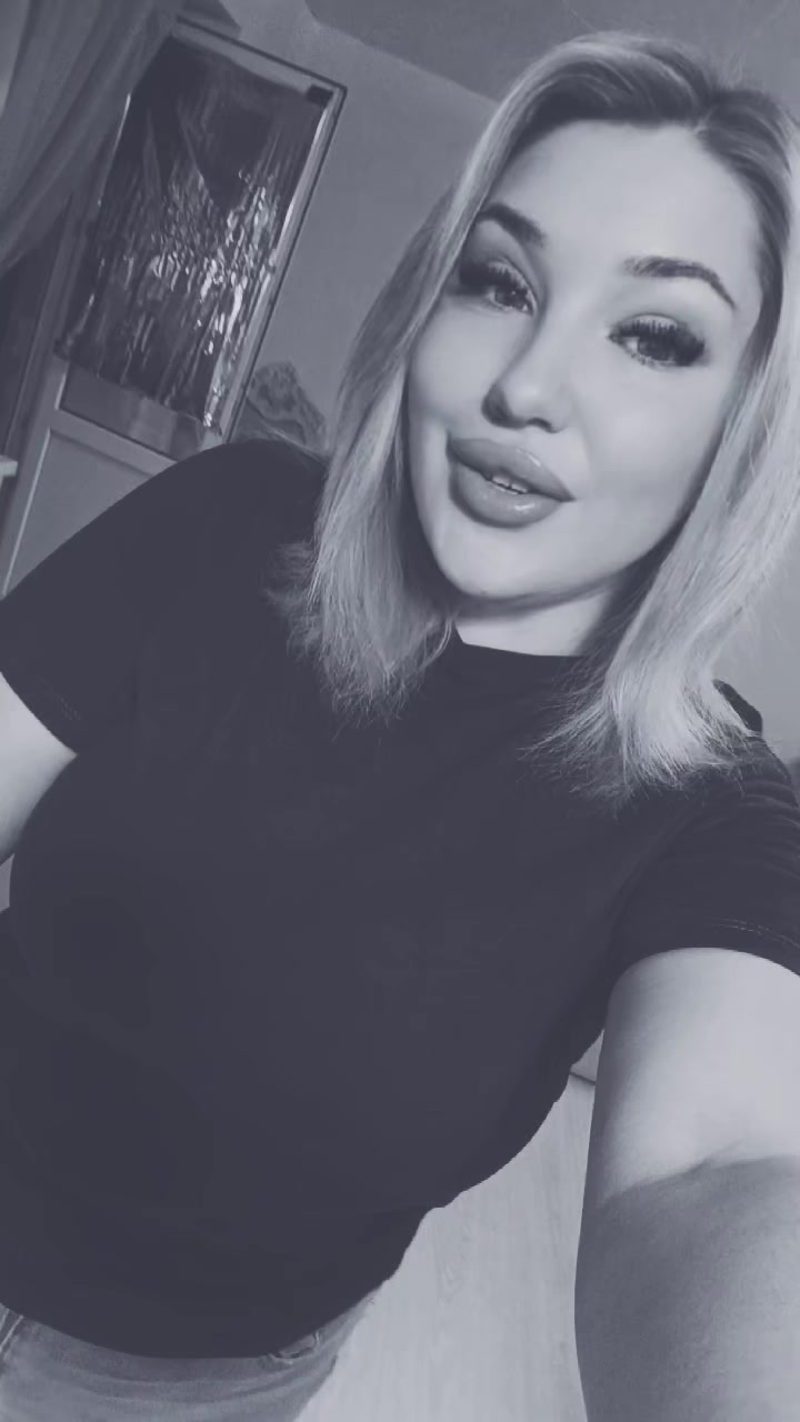 @Anna❤️🔥