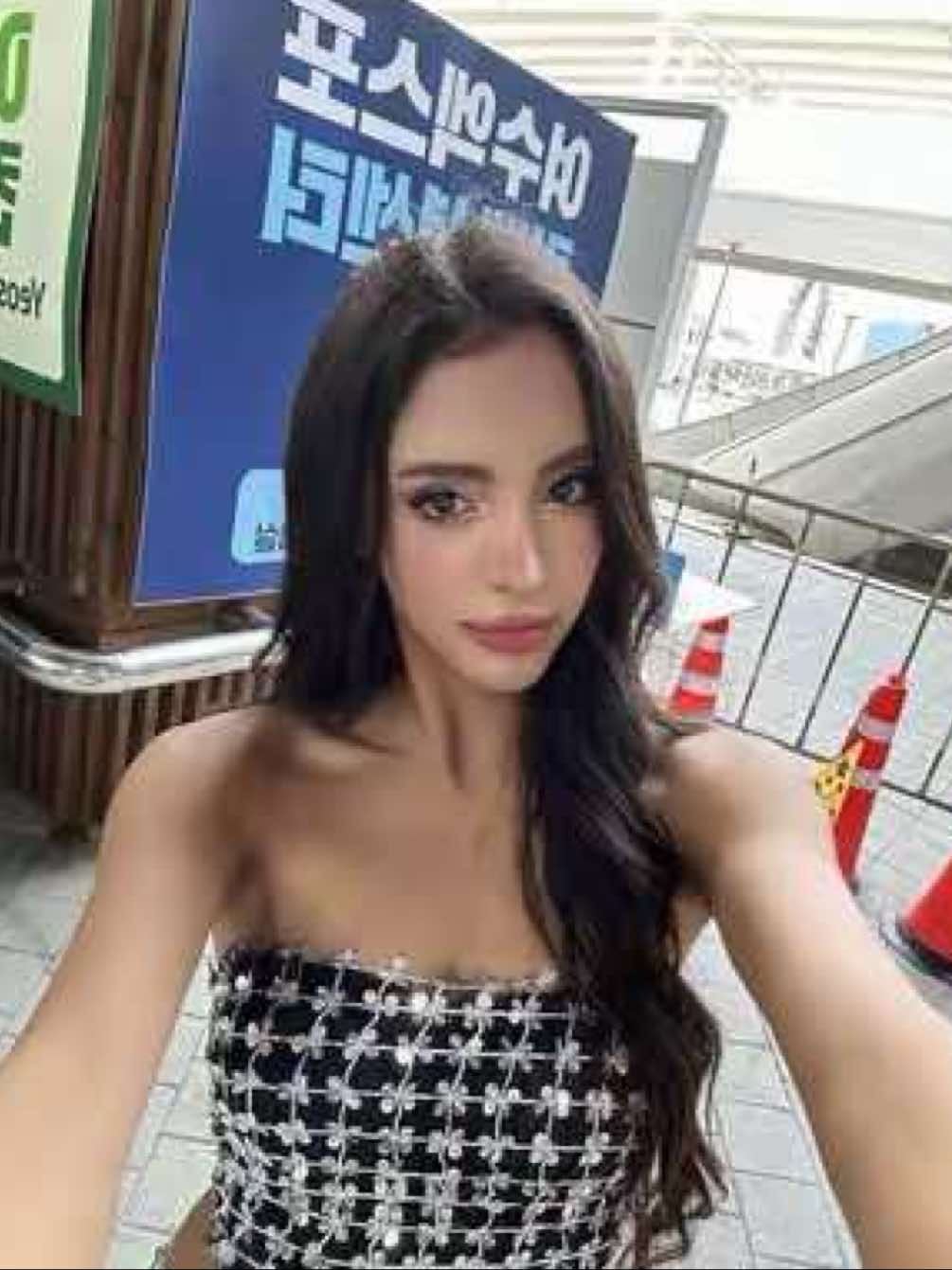 @Pao Valencia - 파올라