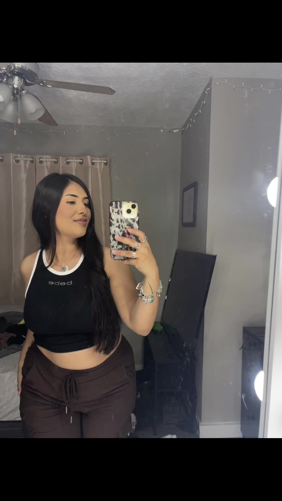 @Haley Monique🍒
