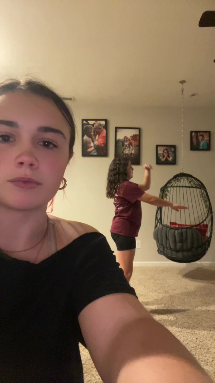 @theyluv_Kaydanc