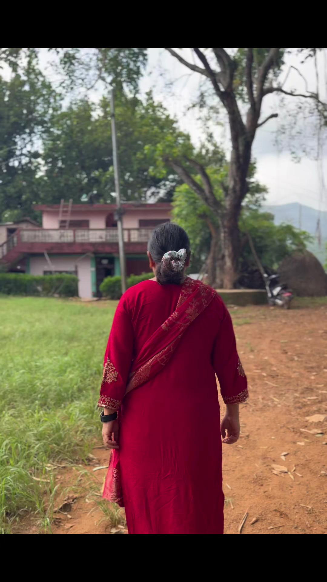 @ᥫ᭡ रबिना आले मगर ᥫ᭡