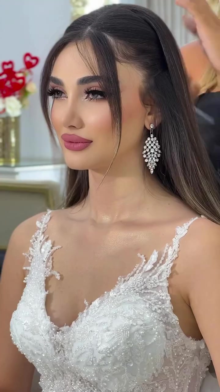@Queen