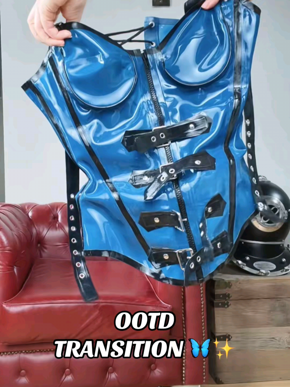 @MrsLatexFatale