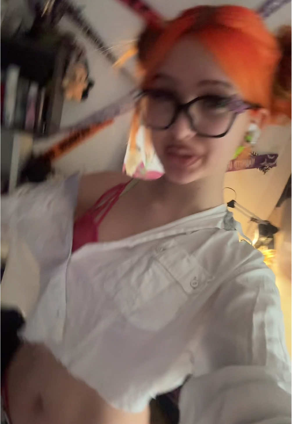 @⃟