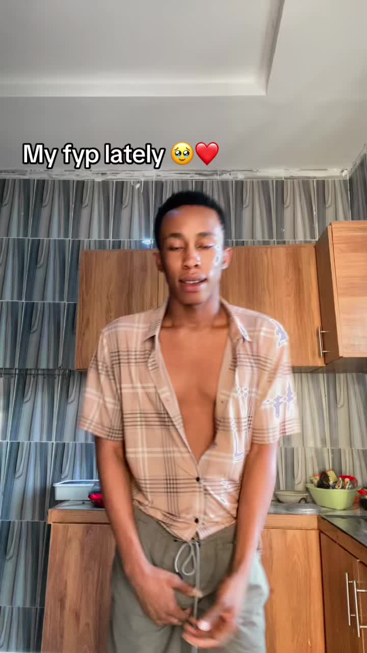 @Dennis (Nma iru) 💫