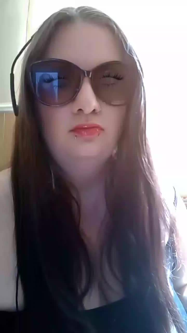 @Lisa RebelQueen GENX