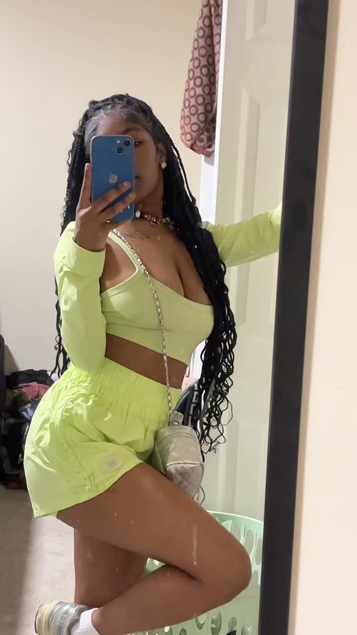 @️