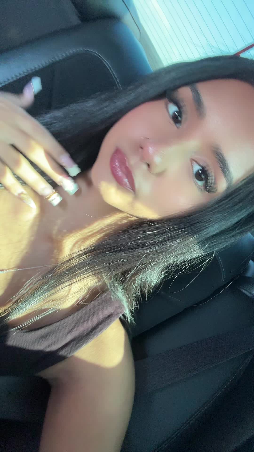 @🫧🤸&zwj;♀️💞🎵🪩🌺💋🎀🛍️🐚🌟🍓🧿