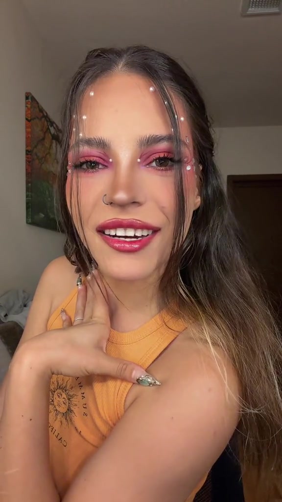 @Emma🦋