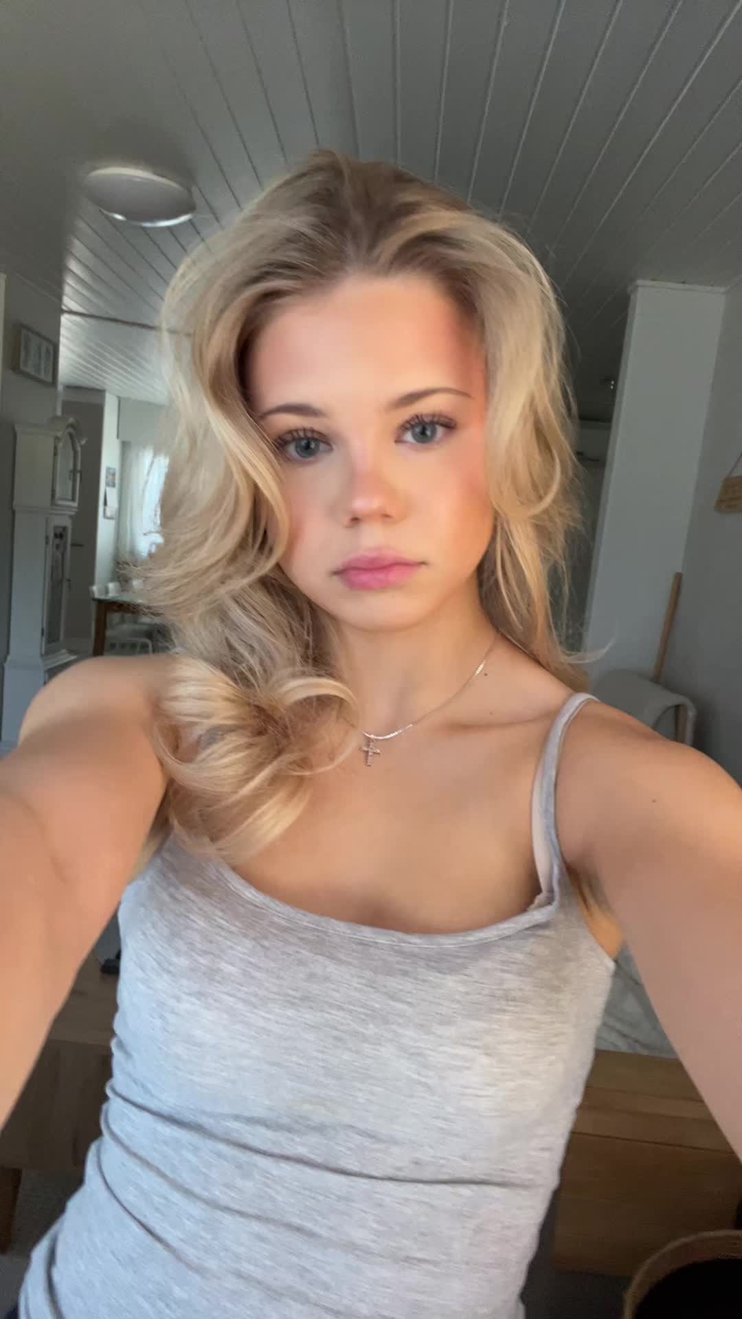 @Ronja.ee
