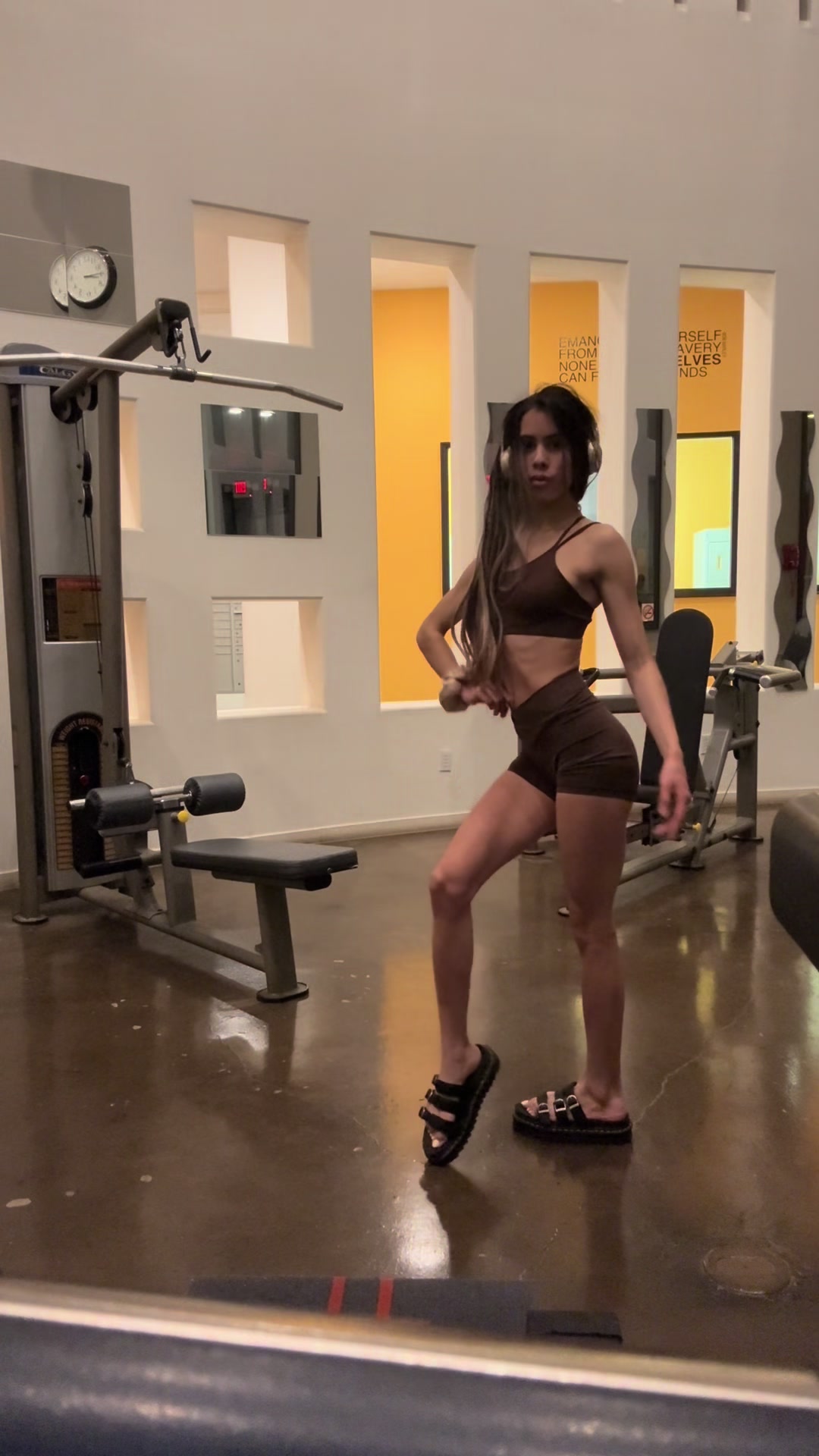 @mya