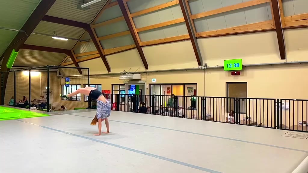 @Jana🤸🏻♂️