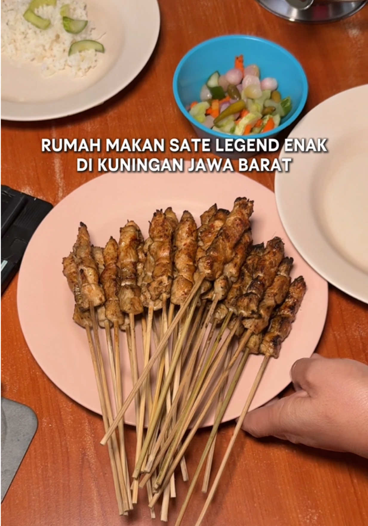 @makanmakcan 🍖🍲✈️